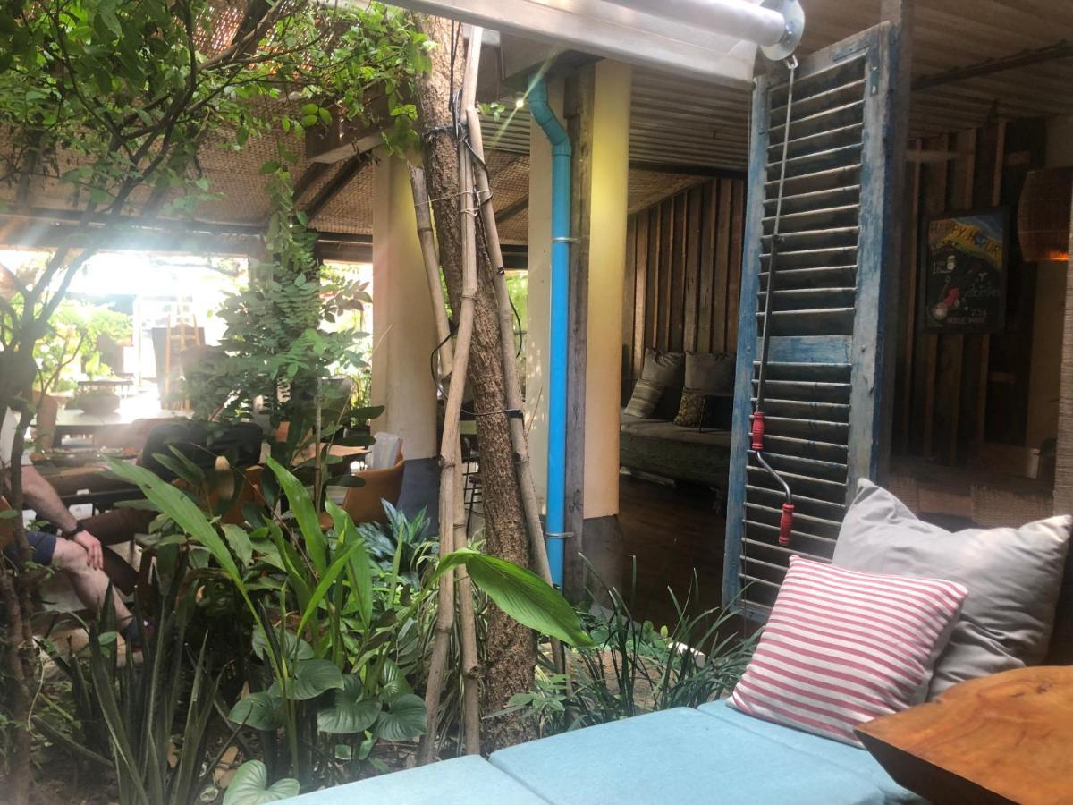 Retro Kampot Guesthouse المظهر الخارجي الصورة