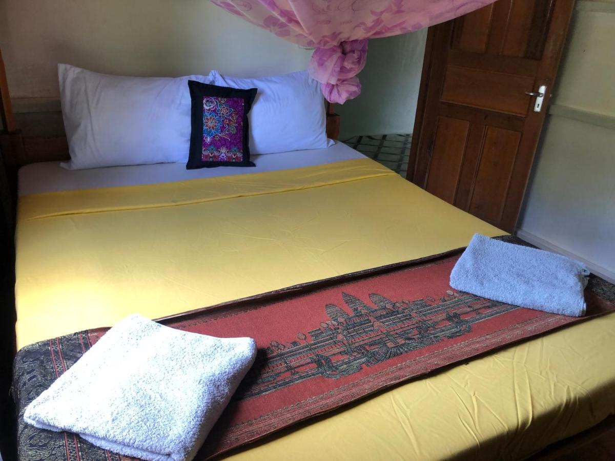 Retro Kampot Guesthouse المظهر الخارجي الصورة