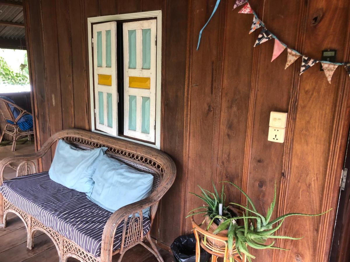 Retro Kampot Guesthouse المظهر الخارجي الصورة