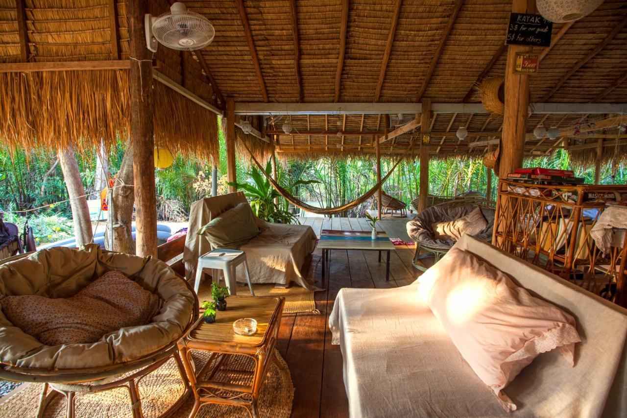 Retro Kampot Guesthouse المظهر الخارجي الصورة