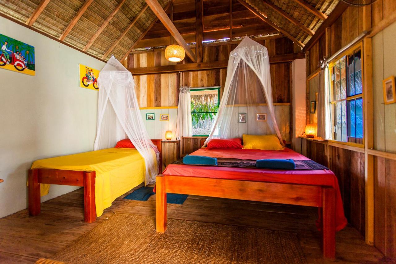 Retro Kampot Guesthouse المظهر الخارجي الصورة