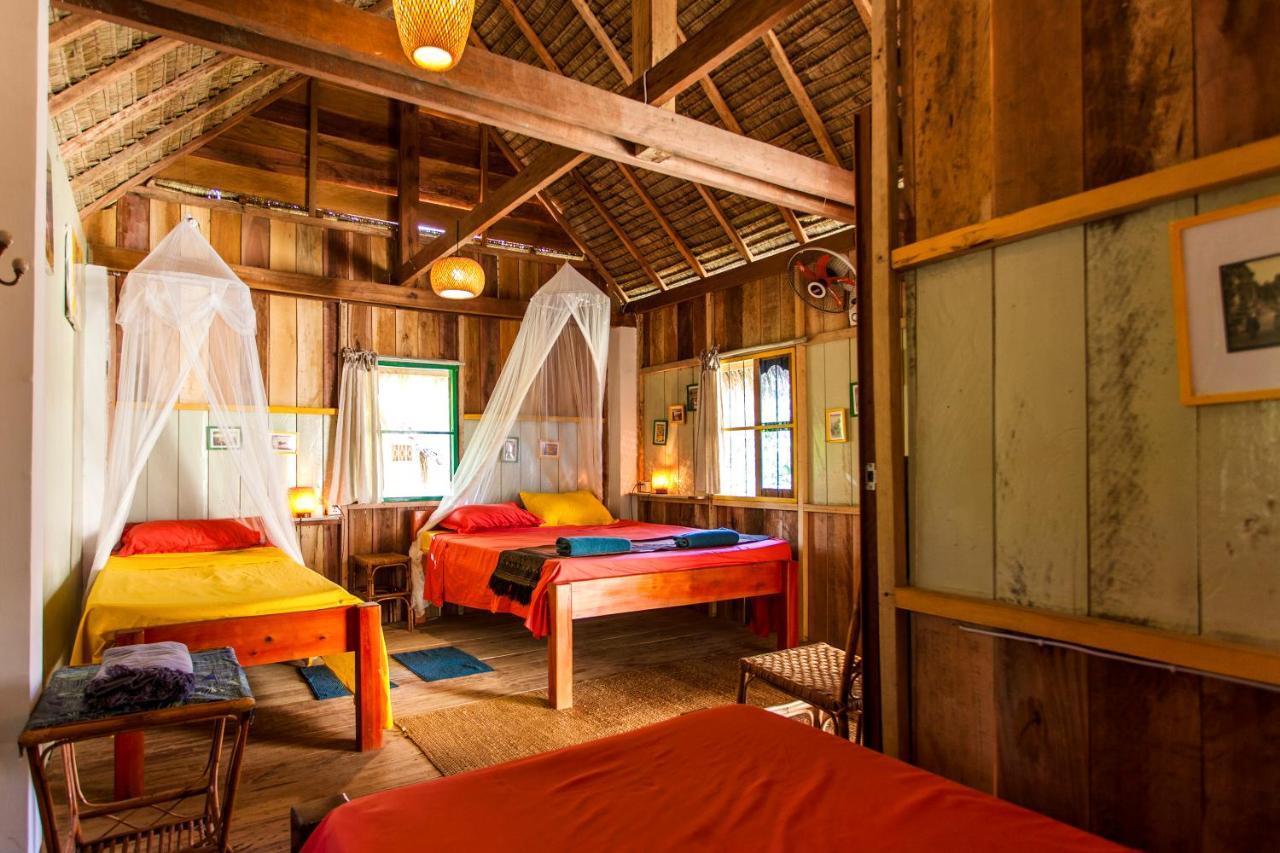 Retro Kampot Guesthouse المظهر الخارجي الصورة